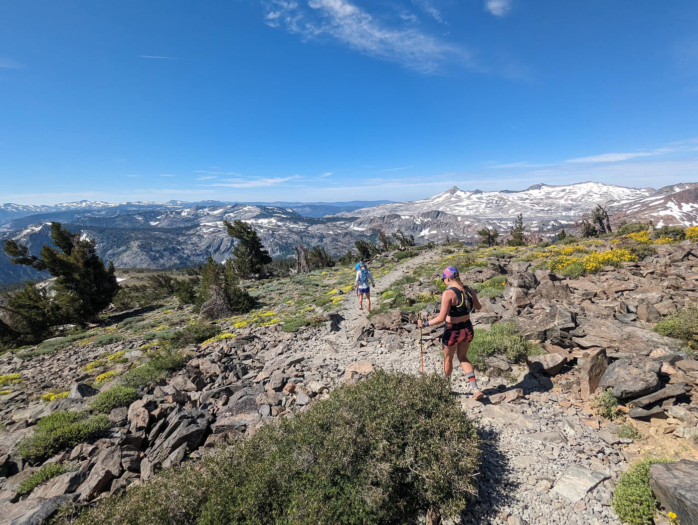 Oboz Trail Experience participants running throughout the mountains in the Truckee/Tahoe area.