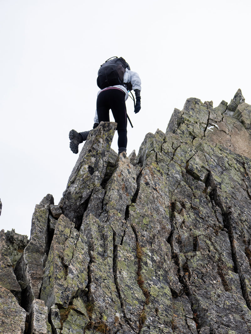 Pingora Focus 25L Climbing & Hiking Backpack