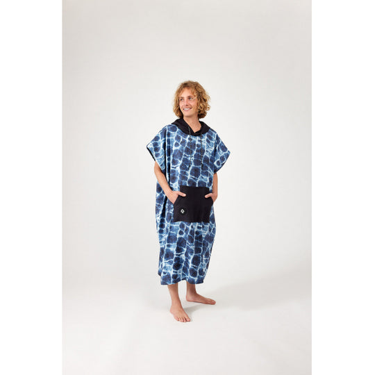 Agua Blue M/L Changing Poncho
